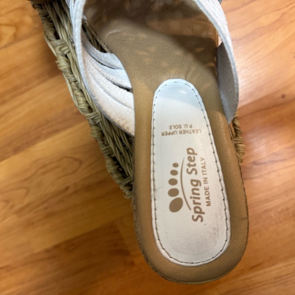 Spring Step White Wedge Mules - Picture 4 of 5